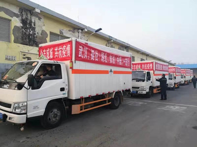 非常時期，江鈴車主馳援武漢——搬運裝卸服務(wù)的溫暖力量